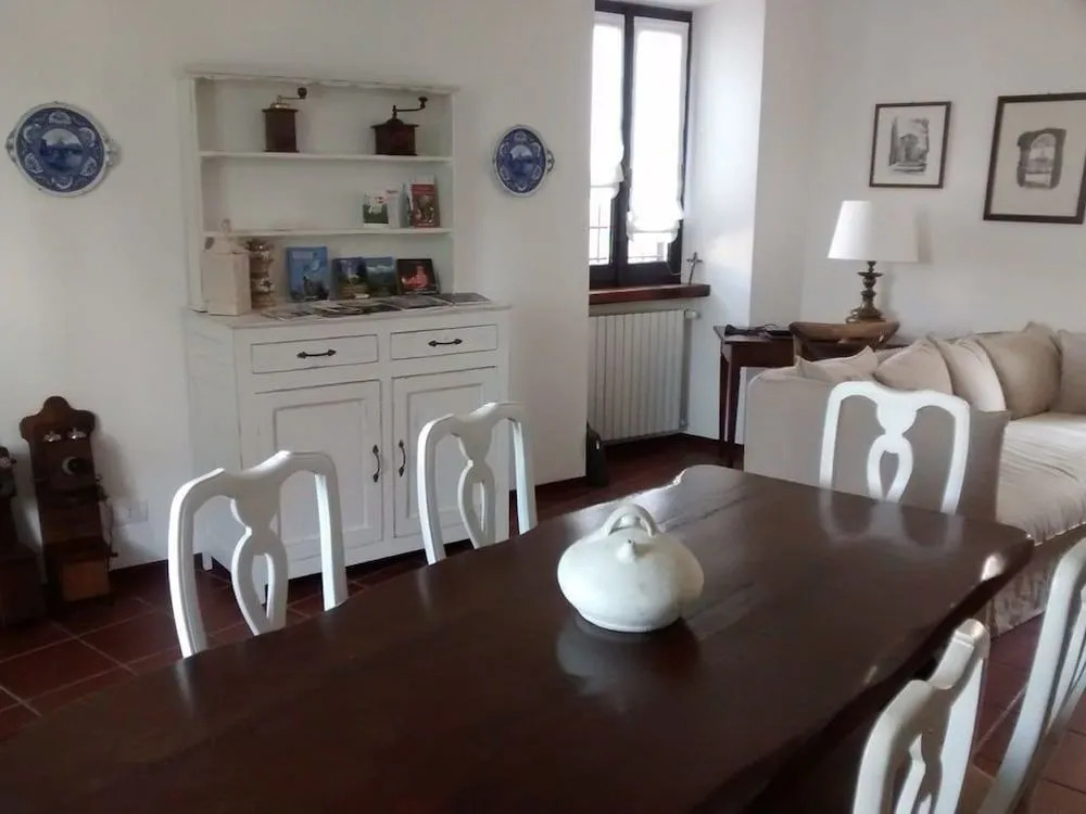 La Pomella