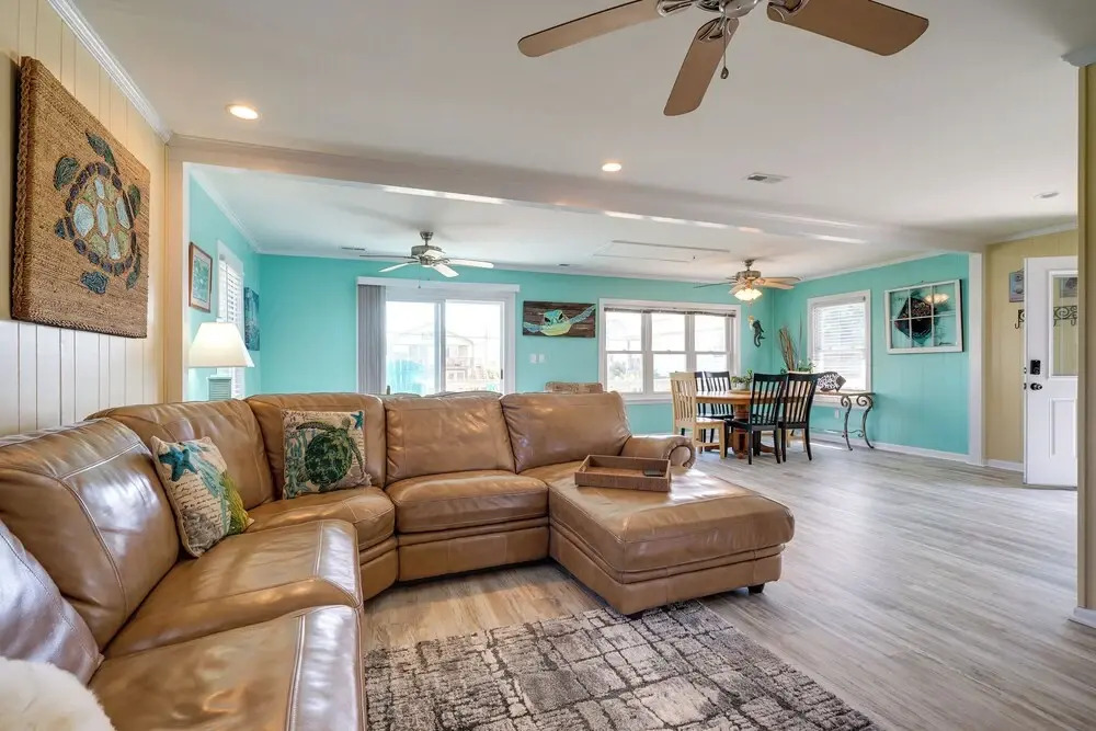 Charming Surf City Beach House - Walk to Ocean!