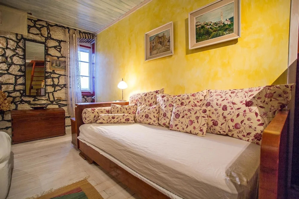 Holiday Home Mirna