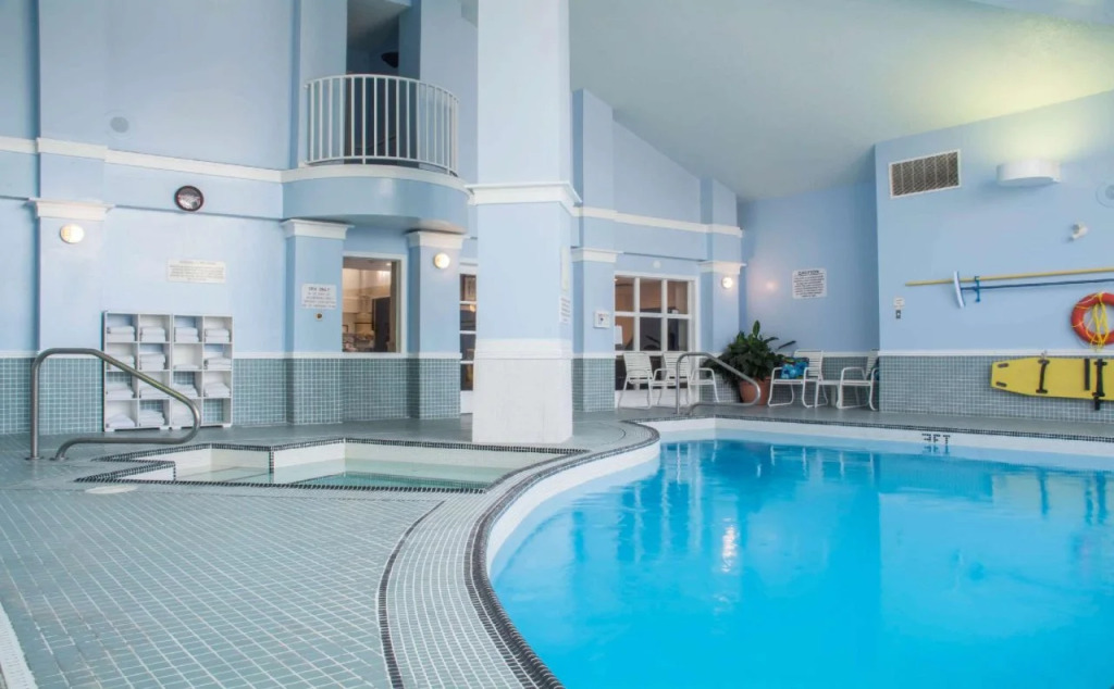 Comfort Inn & Suites