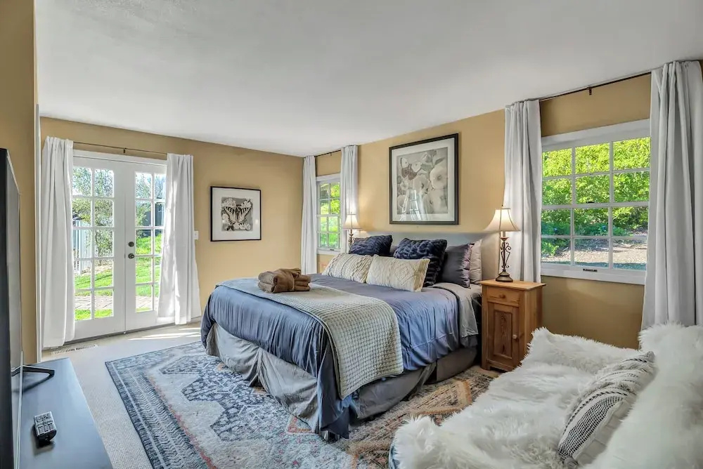 Wine Country Retreat w/ Pool, 10 Mi to Dtwn Sonoma
