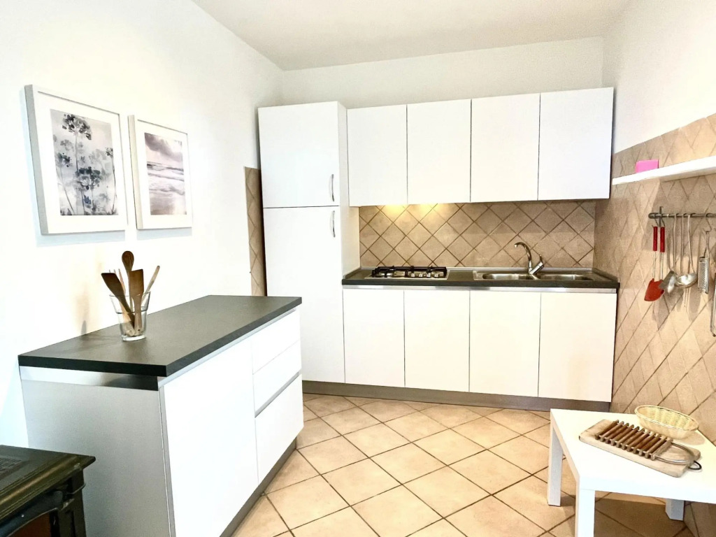 Uniquely located, quiet, facing the sea. 3 +1 pax sea 80m.-SCRITTORE VILLA