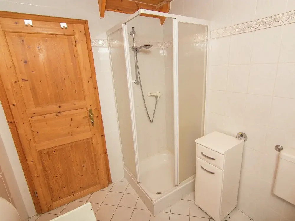 Alluring Holiday Home in Ubersee with Whirlpool
