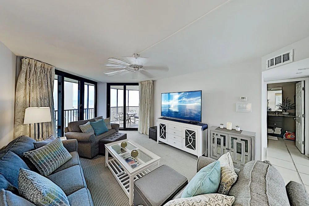 New Listing! All-suite Beach Getaway W/ Pool 2 Bedroom Condo