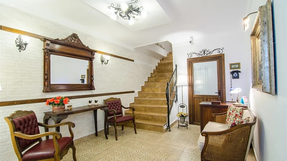 Maison Bahar Suites & Hotel