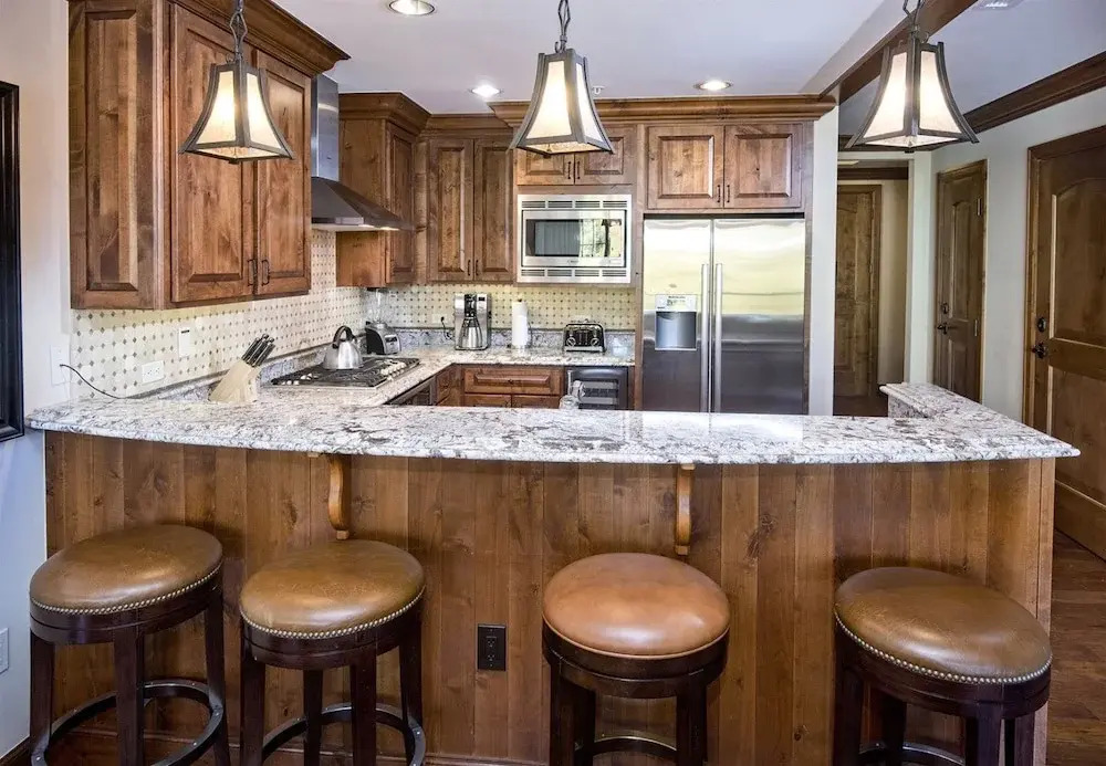 Luxury 2 Bedroom Residence in Lionshead Village