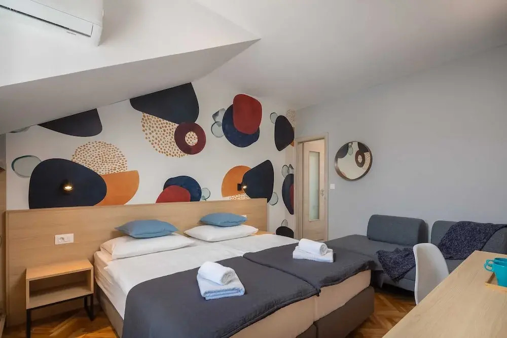 Solar Beach Inn