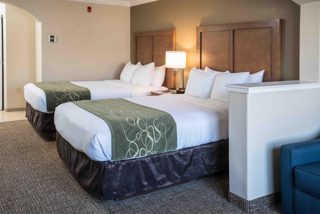 Comfort Suites Fresno River Park