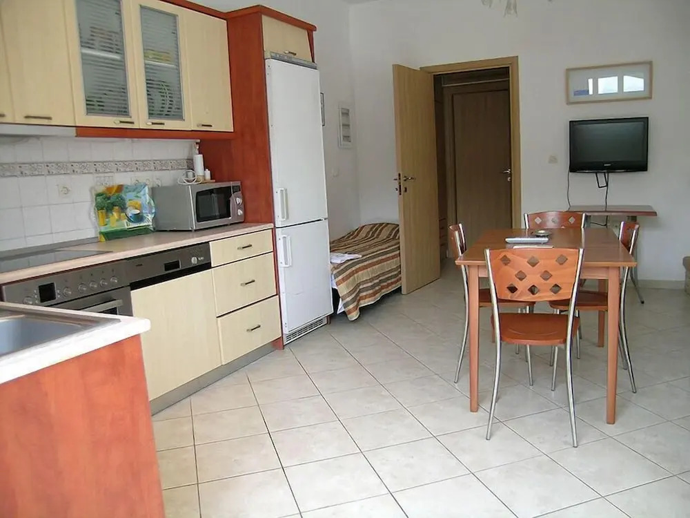 Kamares Apartments ΕΕ