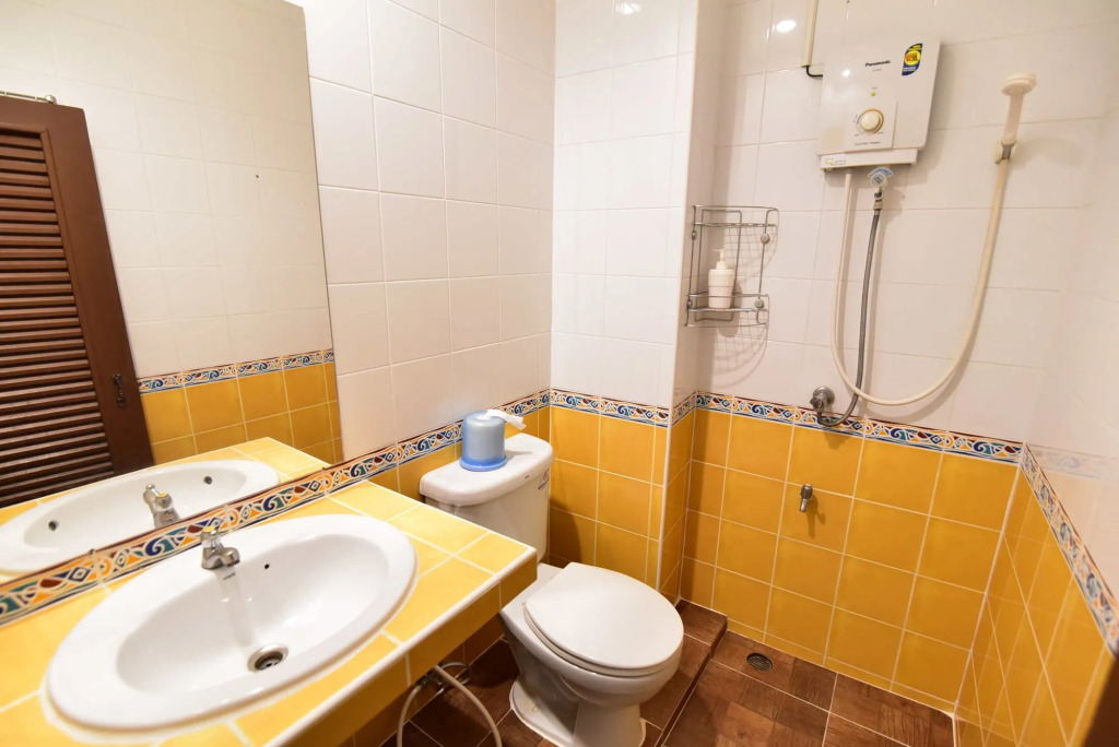 Sansabai House Hotel