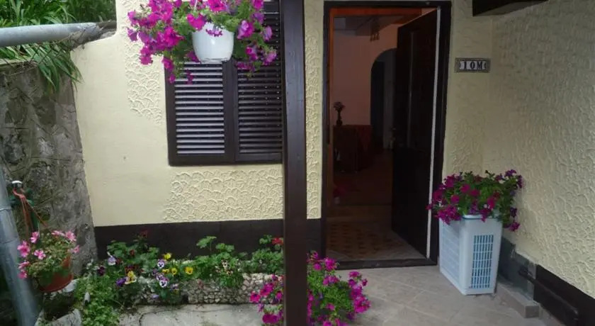 Apartament Alba ca Zapada