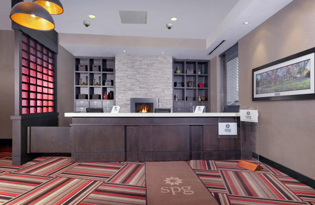 Wyndham Grand Fallsview Hotel