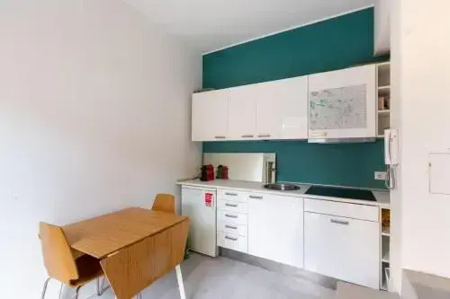 Amazing Flat Near Duomo And Colonne Di San Lorenzo By Easylife