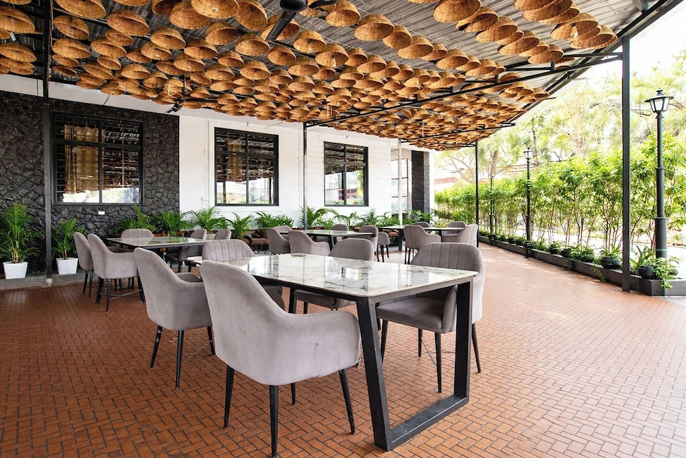 FabHotel Rama