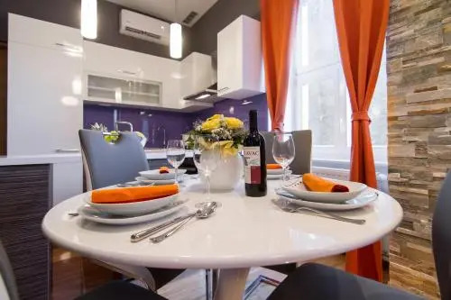 Sunny Apartment