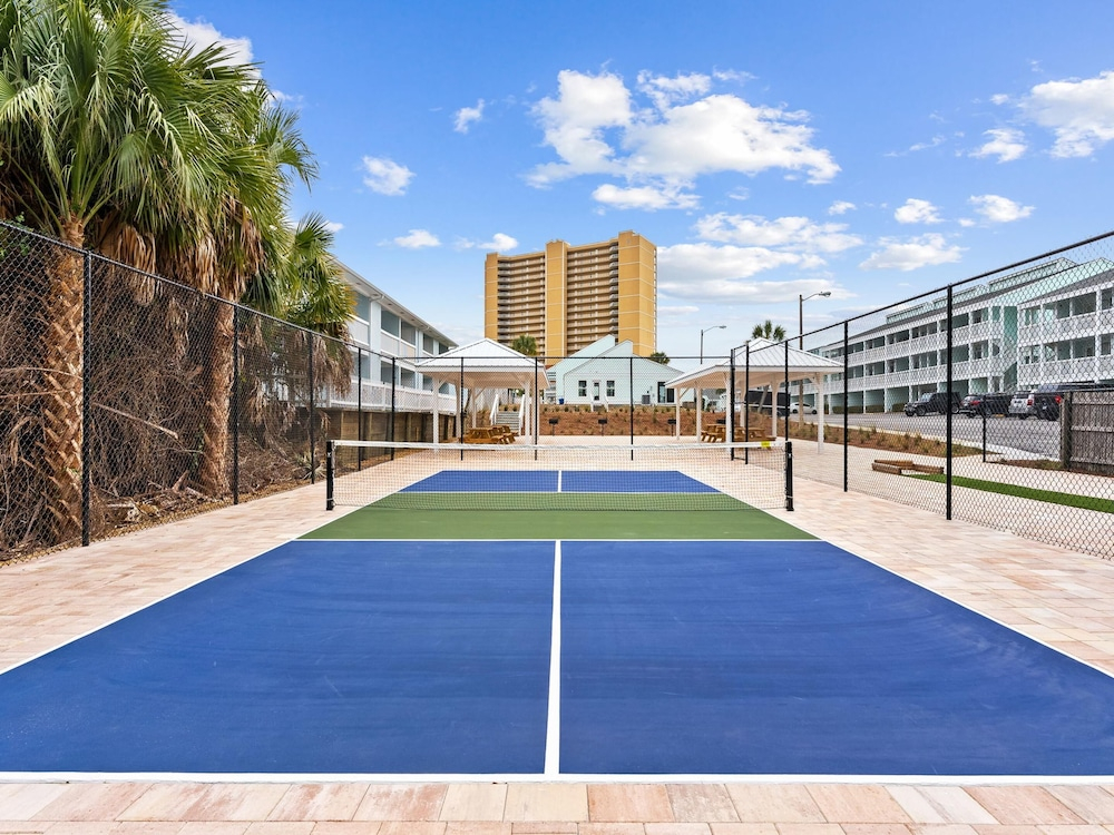 Southwind I Condo #K8 - Front Beach Flair