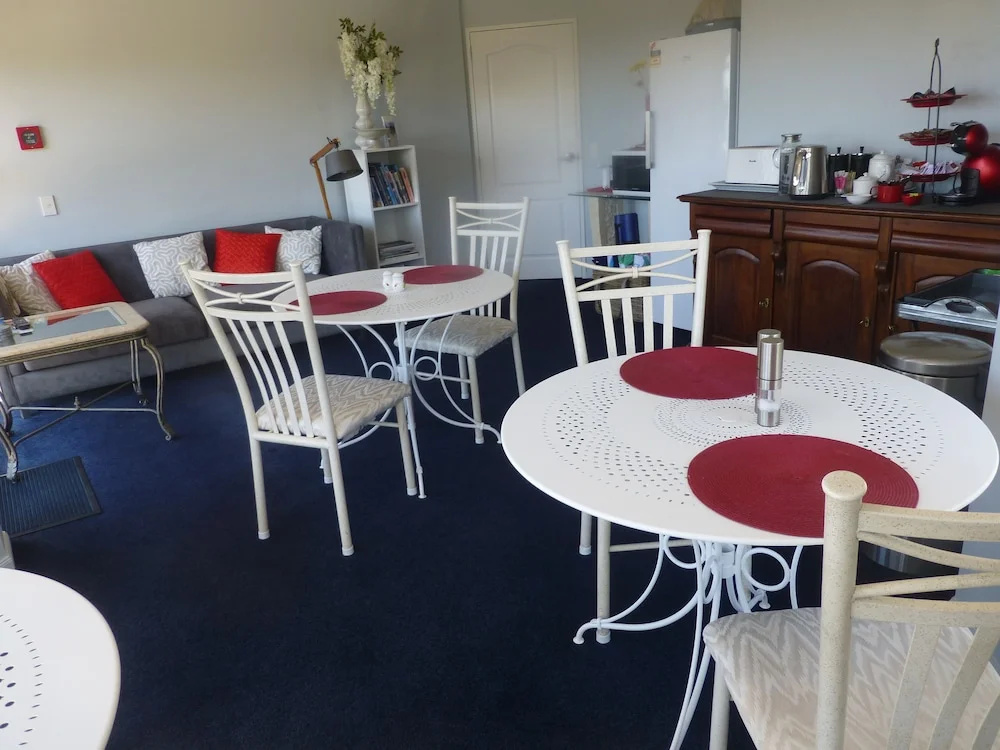 Acacia Heights - Garden Cottage - Taupo