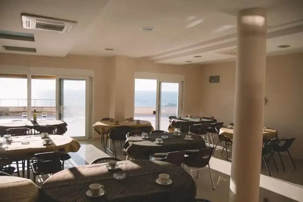 Panorama Apartments & Rooms