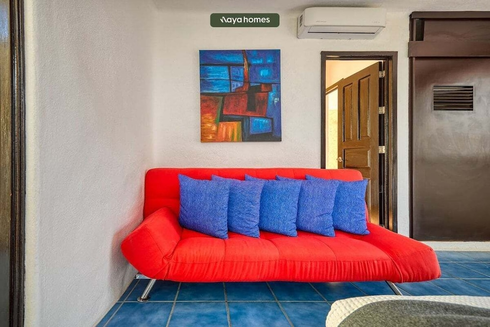 Cozy 3BR House Perfect for Families - Pool