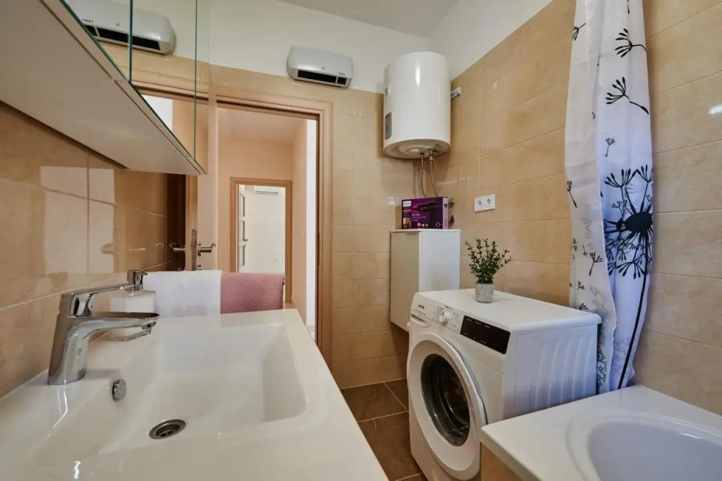 Apartment Milton