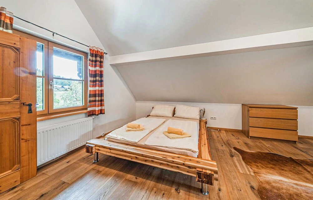 Stunning Home in Bad Goisern With Wifi and 3 Bedrooms