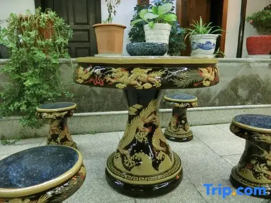 Yinjiangnan Xujia Hostel