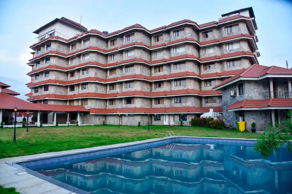 The Pearlview Regency
