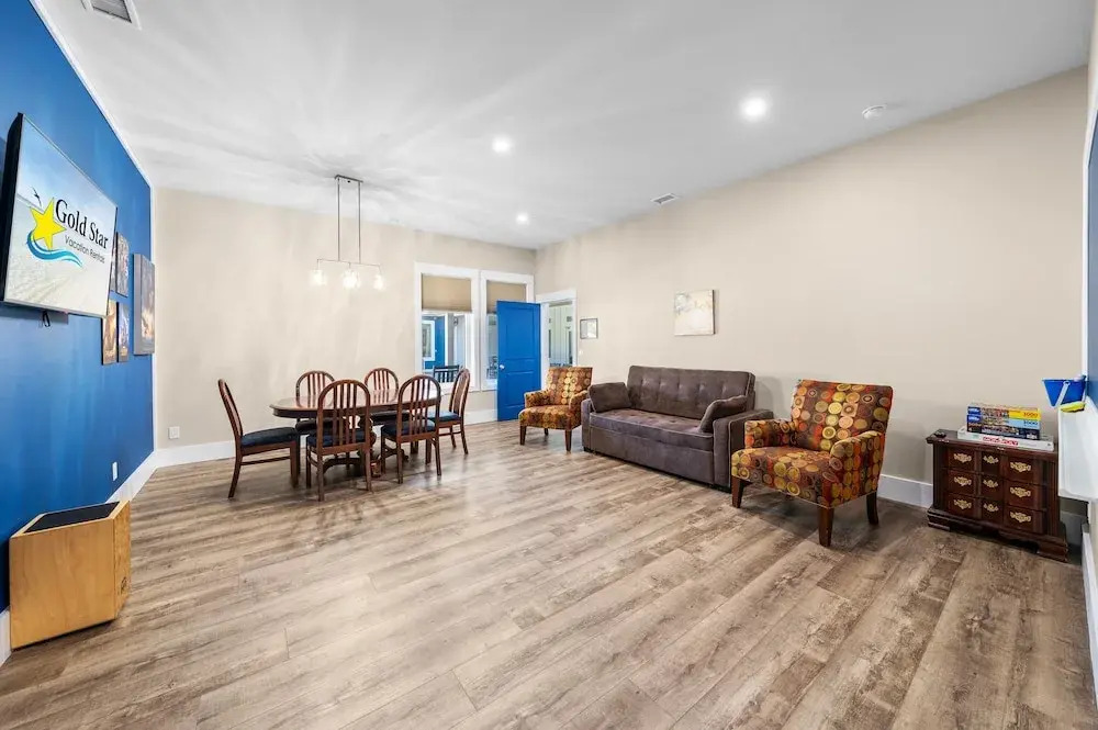 Large Lux Home,private Pool,spa,backyard, 6 Bdrms, Beach,wharf, OWA 15 Mins Away