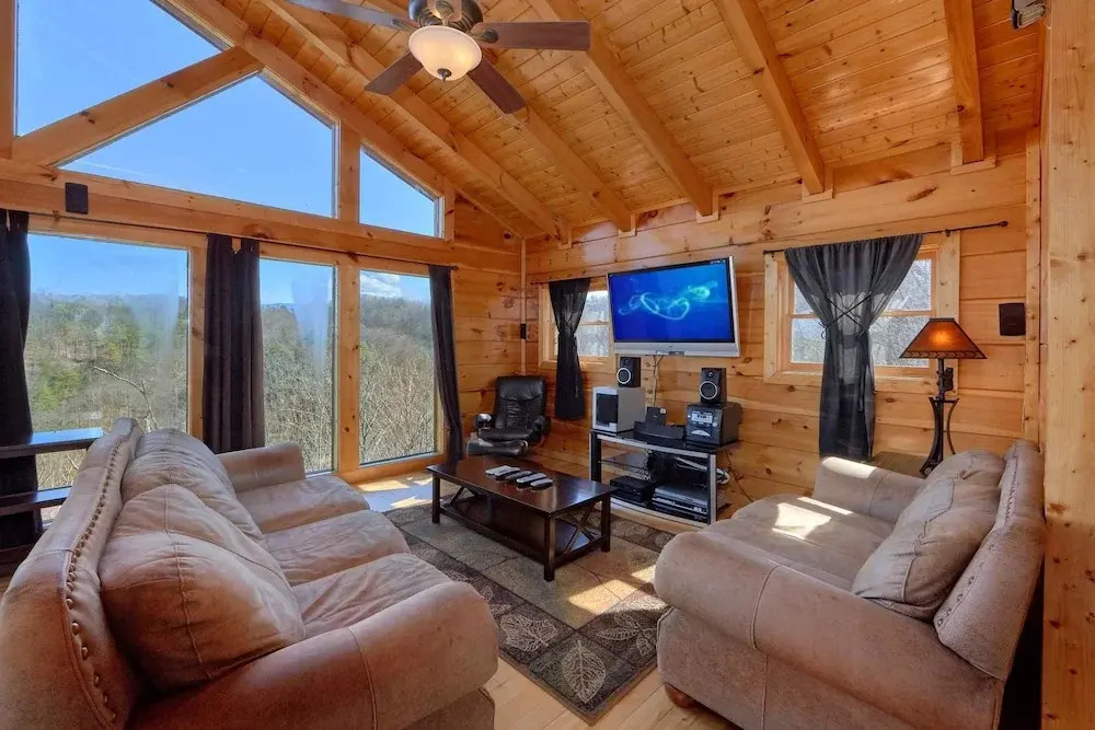 Smoky Mountain Serenity Apartment 3