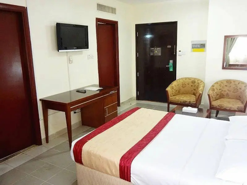 London Crown 2 Hotel Apartments