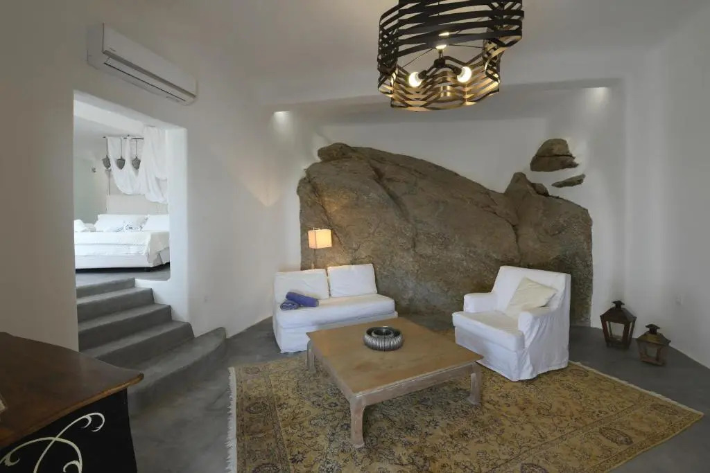 Mykonos Teatro Suites and Villa