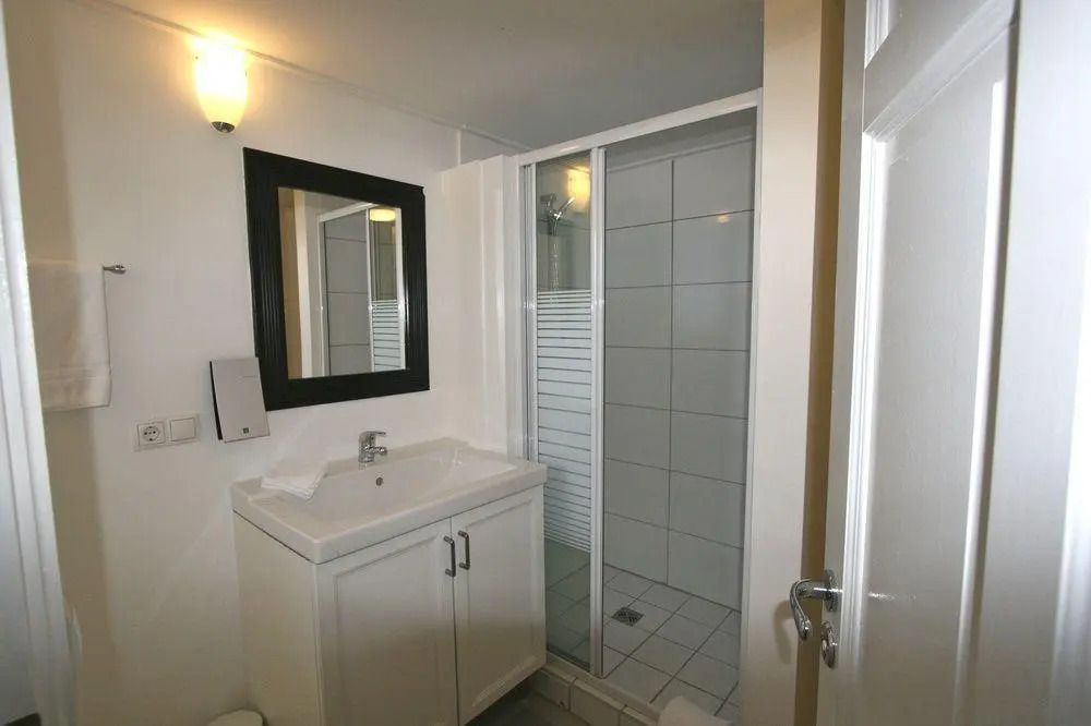 Luna Hotel Apartments