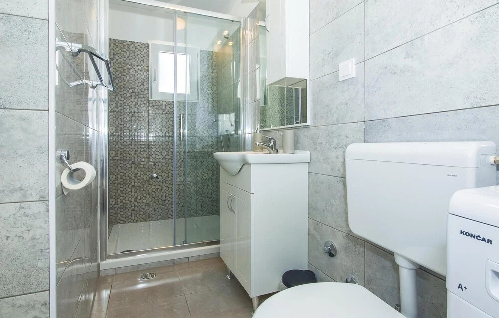 Awesome Home in Stanici with WiFi, 3 Bedrooms & Hot Tub