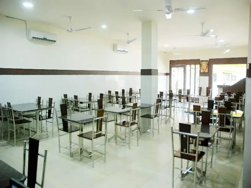 Hotel Pon Amutha