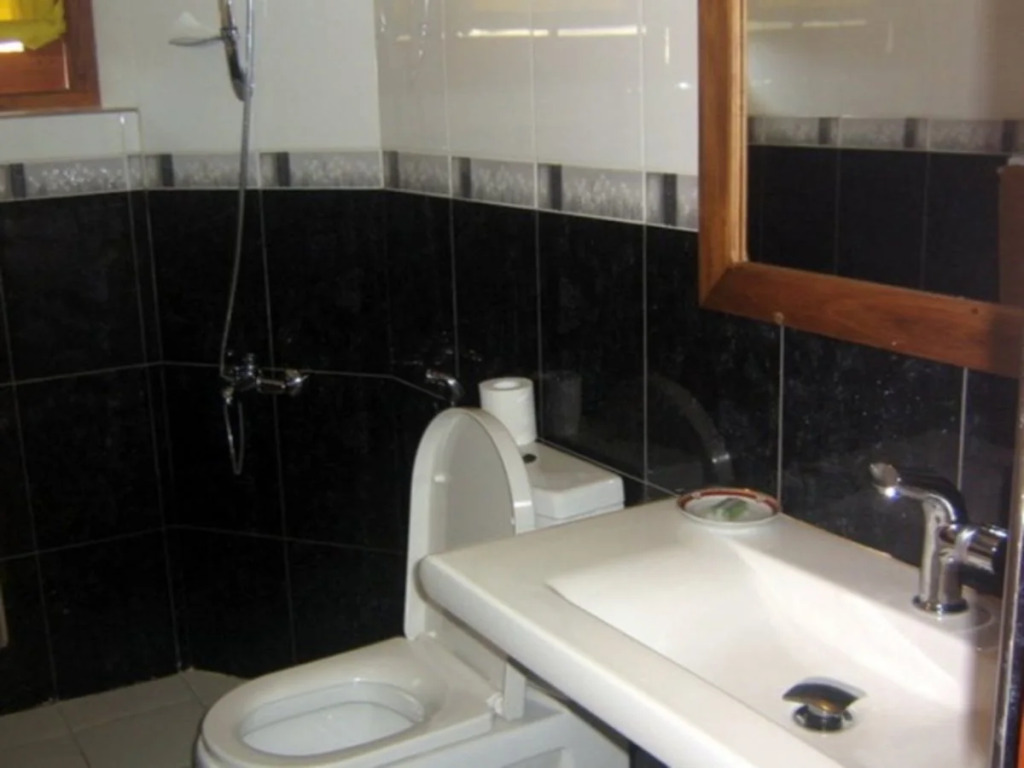 Royal Beach Hotel Hikkaduwa