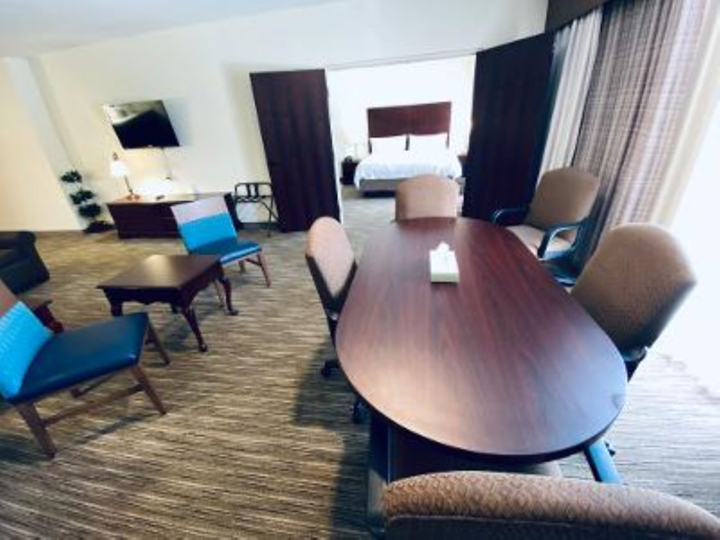 Holiday Inn Express Hotel & Suites Fort Payne by IHG