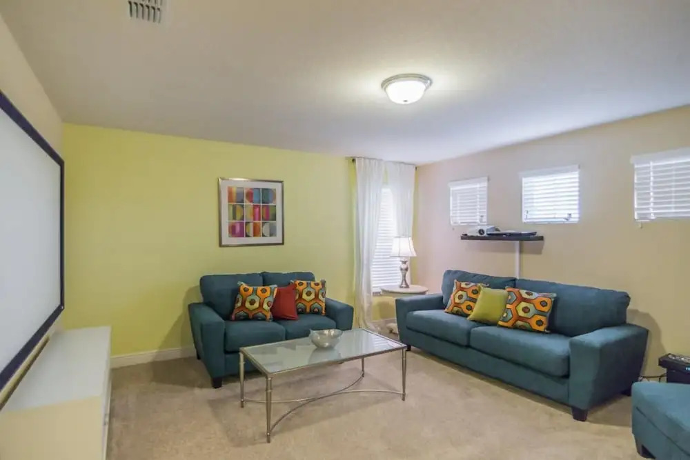 5 Bedroom Private Pool Home 15 Min to Disney World, Davenport