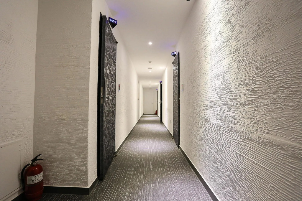 Hotel Leaders