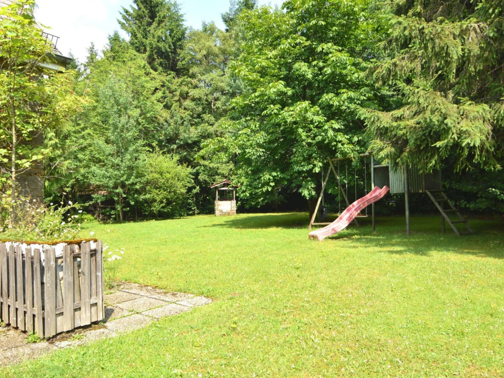 Cozy Forest Chalet in Ovifat