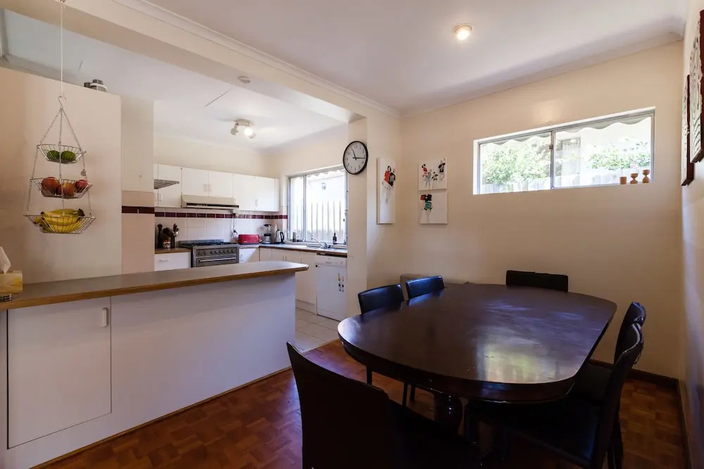KELLY, 3BDR Northcote House