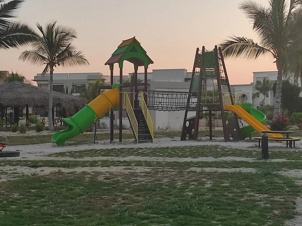 Star Hawana Salalah Forest Island