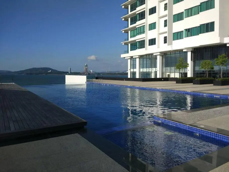 Heaven in city with full seaview 2 cozy BR BAY 21