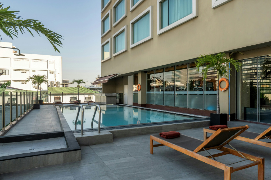 Hilton Garden Inn Bangkok Silom