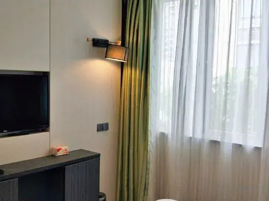 Zheli Fashionable Hotel