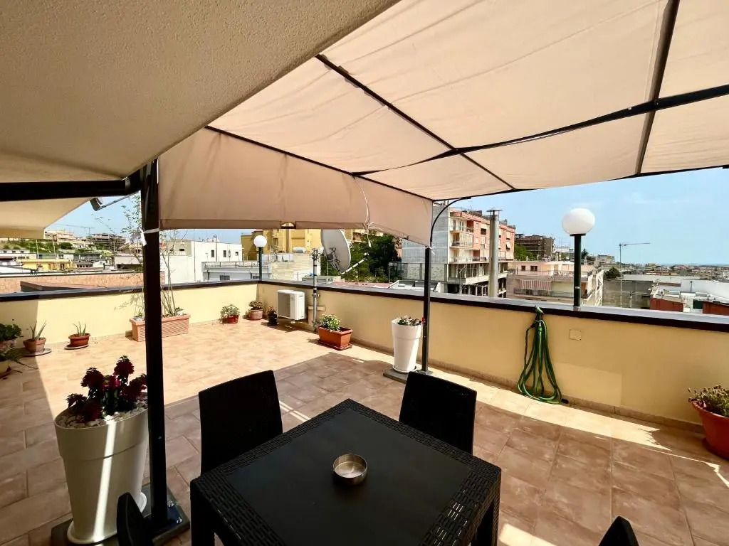 Casa De Amicis 18