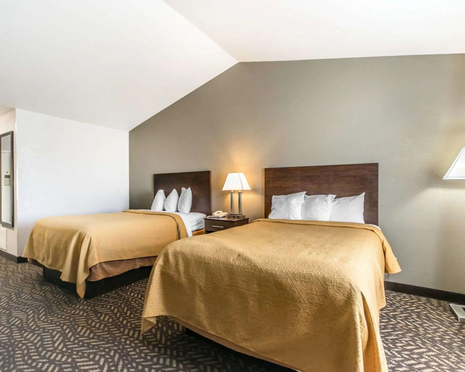 Quality Inn & Suites University-Airport