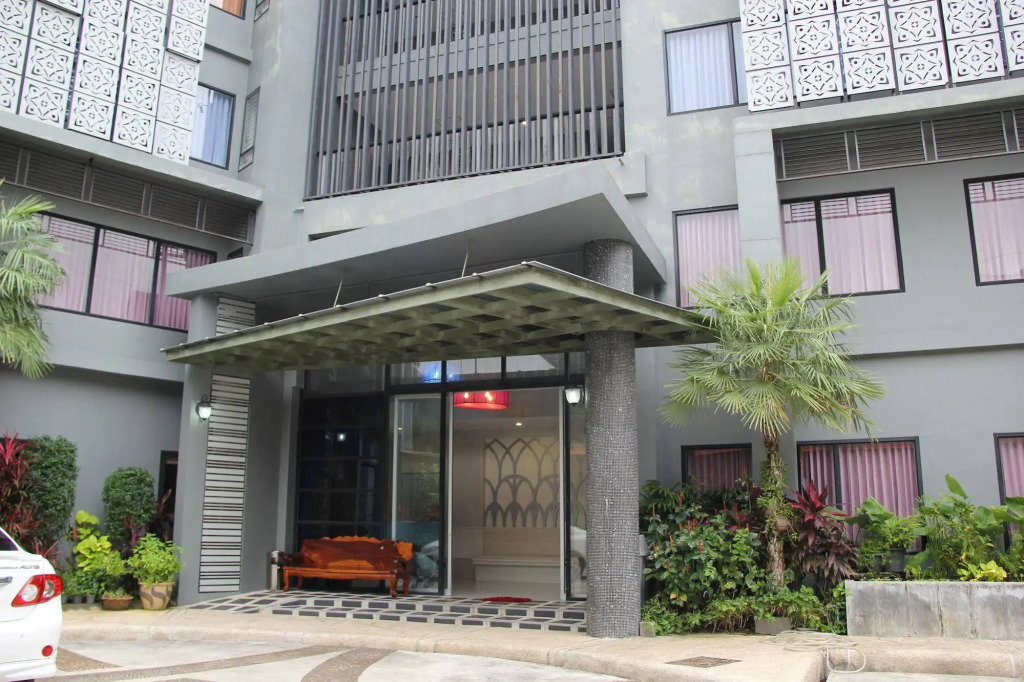 Dinar Lodge