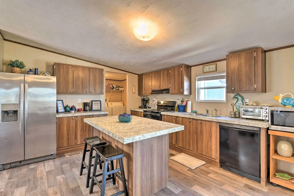 Quaint Port O'connor Home - 3 Mi to Beach!