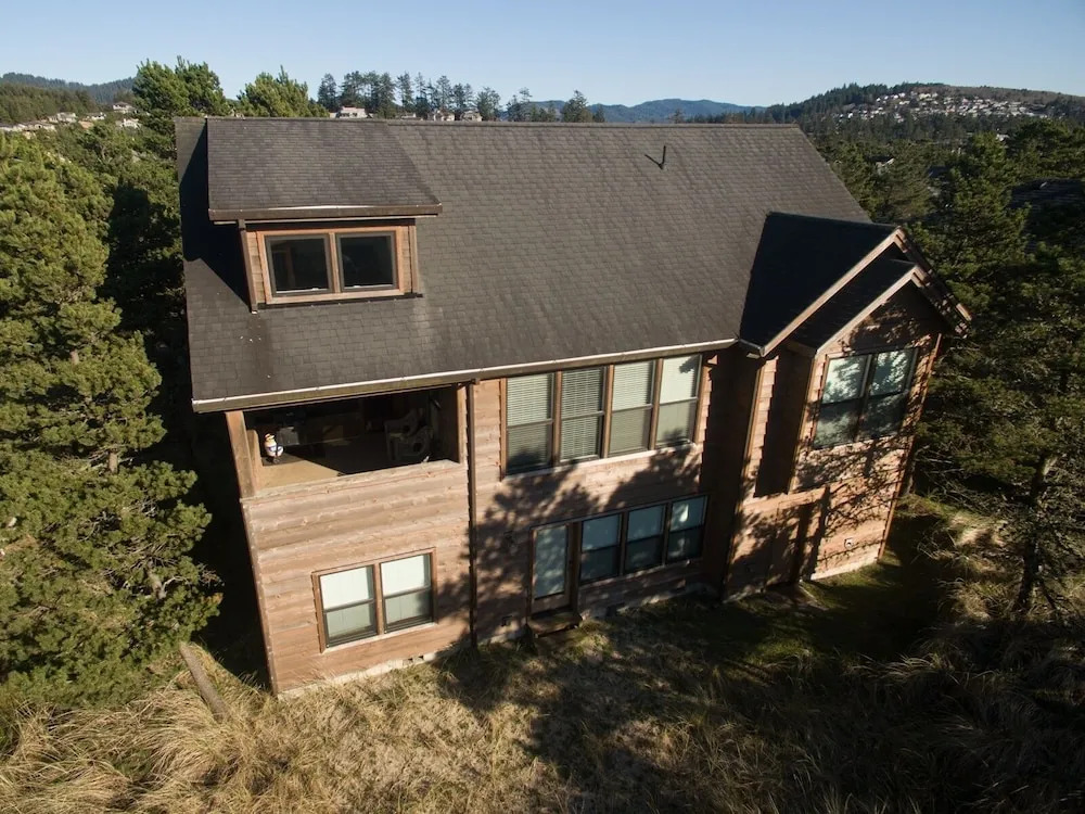 Swallow's Nest 4 Bedroom Home