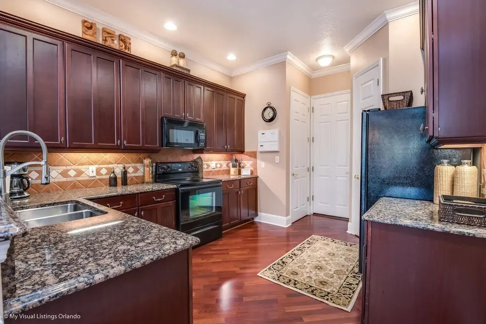 5bed 5Ba Reunion Villa w. Pool